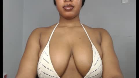 Snapshot of choco_chocox chatting on October 2025 07:40:02 AM ESTHER online show from October 2025 07:40:02 AM