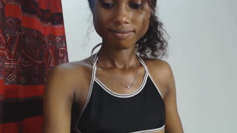 choco_petitqueen online show from December 2024 11:44:01 AM