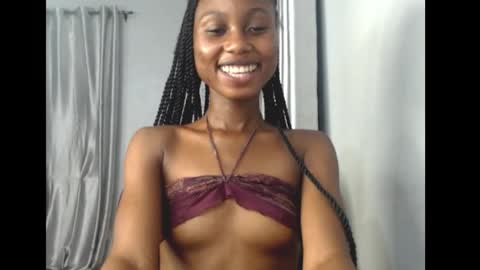 choco_petitqueen online show from March 2026 07:31:02 PM