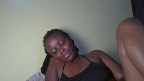 Snapshot of choco_velvet chatting on March 2026 07:19:02 PM Sly online show from March 2026 07:19:02 PM