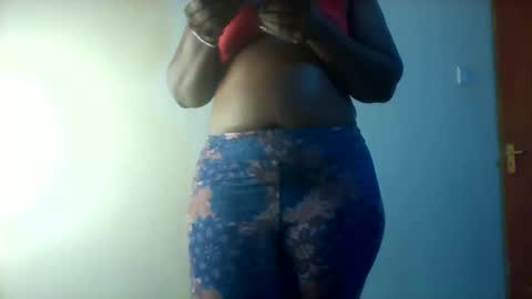 chocobabe002 online show from November 2025 04:53:01 PM