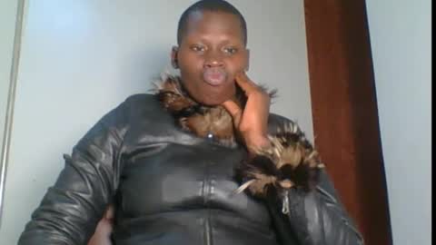 chocolate sabrina24 online show from December 2025 10:04:02 PM