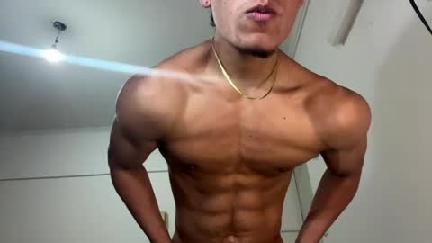 Snapshot of chocolate_sex436778 chatting on May 2026 09:45:01 PM thiango online show from May 2026 09:45:01 PM