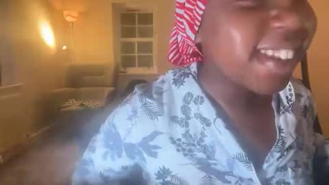 Snapshot of chocolatebunnycakez chatting on December 2025 10:26:01 PM chocolatebunnycakez online show from December 2025 10:26:01 PM