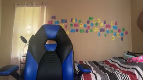 Snapshot of chocolatebunnyxx69 chatting on May 2026 04:04:02 PM Melina online show from May 2026 04:04:02 PM