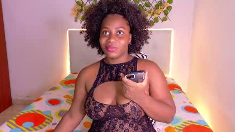 Snapshot of chocoo_dessert chatting on September 2025 07:10:02 AM   online show from September 2025 07:10:02 AM