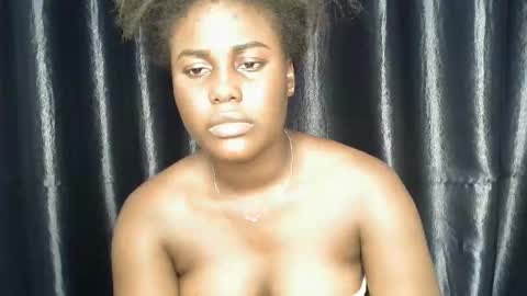 chocoslut22 online show from November 2025 07:03:02 PM