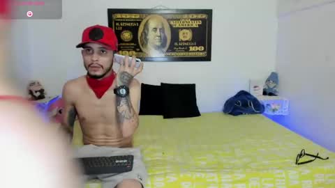 Snapshot of choe_and_chris chatting on April 2026 04:43:02 PM Choe and Chris online show from April 2026 04:43:02 PM