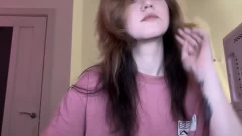 Snapshot of choimia chatting on December 2025 05:12:02 AM Lissa online show from December 2025 05:12:02 AM