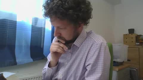 chr35is09 online show from March 2025 10:46:01 AM