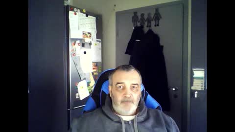 Chris online show from November 2025 11:13:01 AM