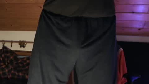 Snapshot of chris42089 chatting on January 2025 07:18:02 AM Chris online show from January 2025 07:18:02 AM