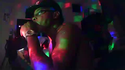 Chris online show from November 2025 01:08:01 AM