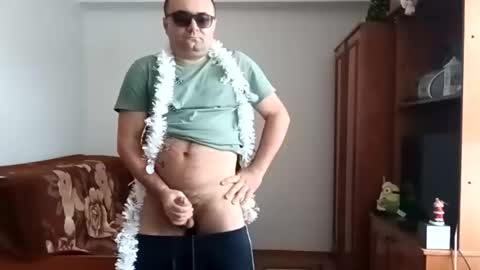 Snapshot of chris_01_25 chatting on December 2025 12:00:02 PM chris 01 25 online show from December 2025 12:00:02 PM