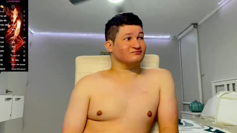 Snapshot of chris___evanss chatting on September 2025 01:42:01 AM Chris Evens online show from September 2025 01:42:01 AM