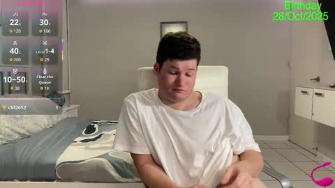 Snapshot of chris___evanss chatting on October 2025 12:11:02 AM Chris Evens online show from October 2025 12:11:02 AM