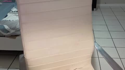 Snapshot of chris___evanss chatting on December 2025 04:44:01 PM Chris Evens online show from December 2025 04:44:01 PM