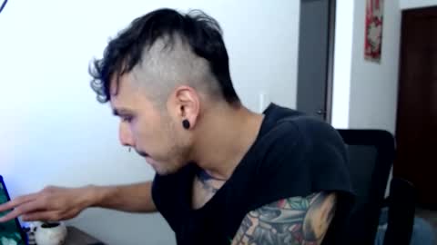 Im back here lets play hard online show from December 2025 07:53:02 PM