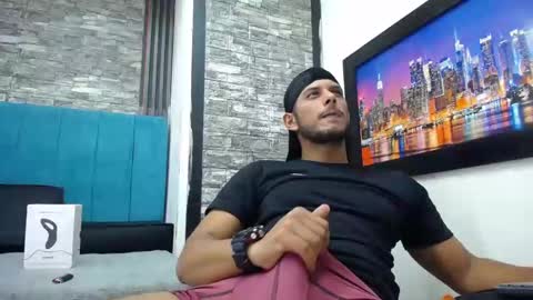 chris_dick2 online show from March 2026 04:39:01 AM