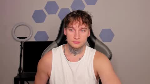 Chris Tyson online show from October 2025 08:53:02 PM