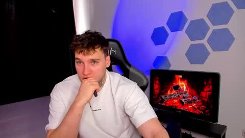 Chris Tyson online show from February 2026 08:18:01 AM