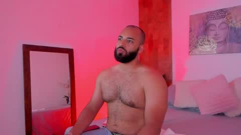 Snapshot of chris_varden chatting on April 2026 08:20:01 PM Chris Varden online show from April 2026 08:20:01 PM