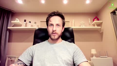 Snapshot of chriscarrey chatting on January 2025 03:04:02 AM Chris online show from January 2025 03:04:02 AM