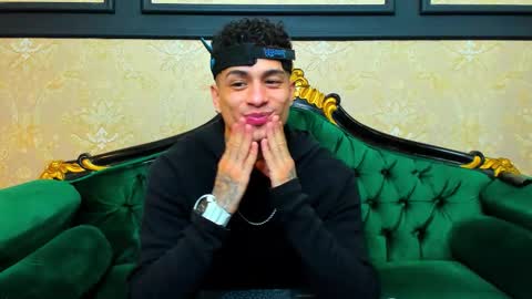 Snapshot of chrismckay_ chatting on October 2025 11:24:01 AM Chris online show from October 2025 11:24:01 AM