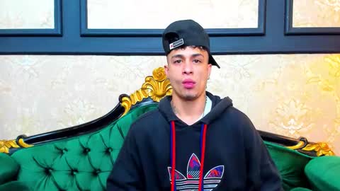 Snapshot of chrismckay_ chatting on October 2025 11:42:01 AM Chris online show from October 2025 11:42:01 AM