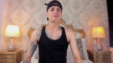 Chris online show from December 2025 07:09:01 PM