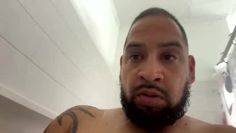 Snapshot of chrisr4203 chatting on March 2026 01:33:02 AM chrisr4203 online show from March 2026 01:33:02 AM