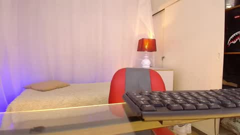 chriss online show from February 2026 01:21:01 PM