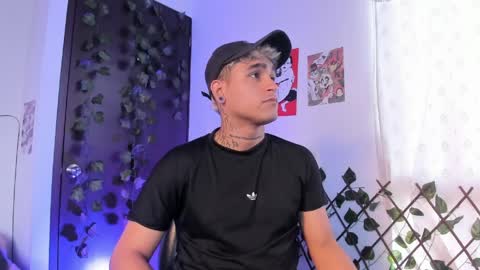 Christian Wang online show from March 2026 09:59:01 PM