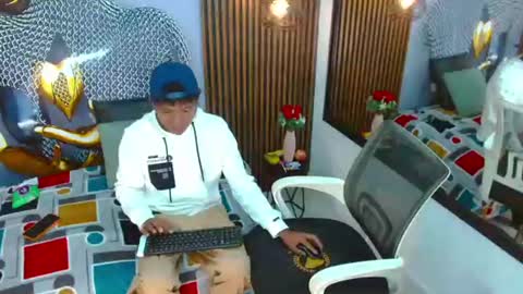 Snapshot of chrisshottx chatting on June 2026 07:30:02 PM chrisshottx online show from June 2026 07:30:02 PM