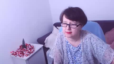 Christa online show from December 2024 04:40:02 PM