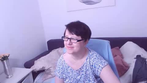 Snapshot of christarose chatting on March 2026 12:33:02 PM Christa online show from March 2026 12:33:02 PM