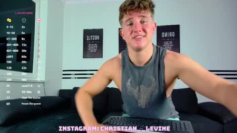 Snapshot of christianlevine_ chatting on March 2025 08:05:01 PM UPVOTE ME ------ ILL DO SOMETHING FOR FREE online show from March 2025 08:05:01 PM