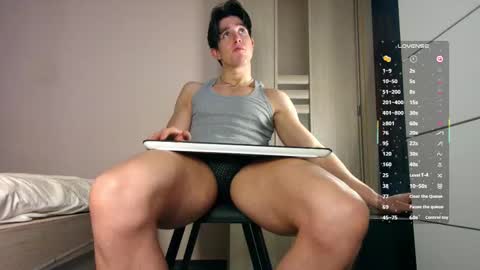 Snapshot of christianlevine_ chatting on December 2025 05:42:02 PM UPVOTE ME ------ ILL DO SOMETHING FOR FREE online show from December 2025 05:42:02 PM