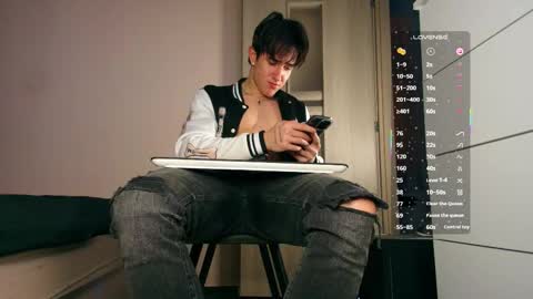 Snapshot of christianlevine_ chatting on January 2026 04:48:02 AM UPVOTE ME ------ ILL DO SOMETHING FOR FREE online show from January 2026 04:48:02 AM