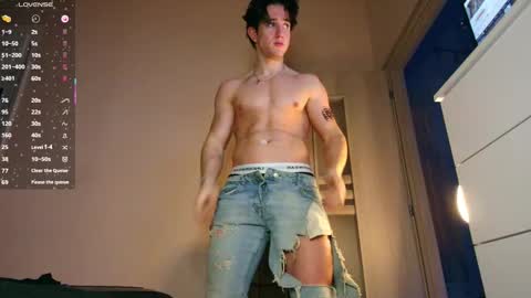 Snapshot of christianlevine_ chatting on January 2026 05:07:01 PM UPVOTE ME ------ ILL DO SOMETHING FOR FREE online show from January 2026 05:07:01 PM