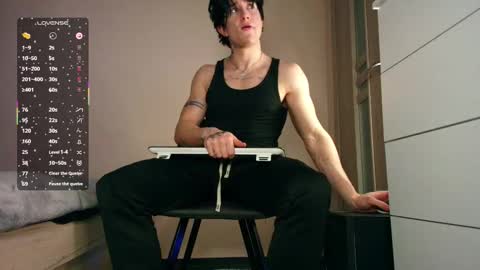 Snapshot of christianlevine_ chatting on February 2026 04:11:02 PM UPVOTE ME ------ ILL DO SOMETHING FOR FREE online show from February 2026 04:11:02 PM