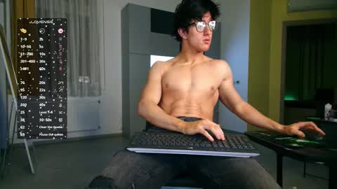 Snapshot of christianlevine_ chatting on February 2026 06:29:02 PM UPVOTE ME ------ ILL DO SOMETHING FOR FREE online show from February 2026 06:29:02 PM