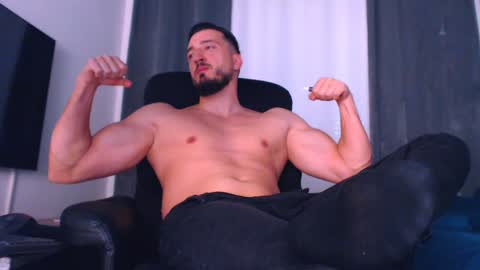 Snapshot of christiannstud chatting on January 2025 07:00:01 AM christiannstud online show from January 2025 07:00:01 AM