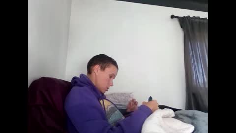 Christina Saunters online show from January 2025 07:00:01 PM