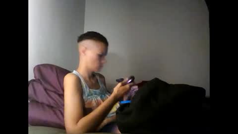 Christina Saunters online show from February 2025 11:44:02 AM