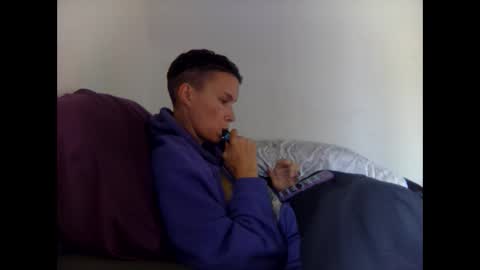 Christina Saunters online show from March 2025 08:00:01 PM