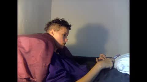 Christina Saunters online show from September 2025 04:23:02 PM