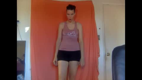 Christina Saunters online show from October 2025 11:55:01 PM