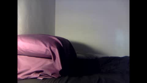 Christina Saunters online show from October 2025 02:36:01 PM