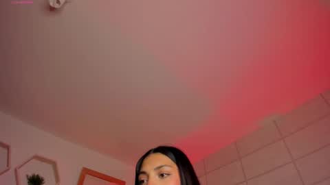 Snapshot of christine_harper chatting on September 2025 12:05:02 PM Christine online show from September 2025 12:05:02 PM